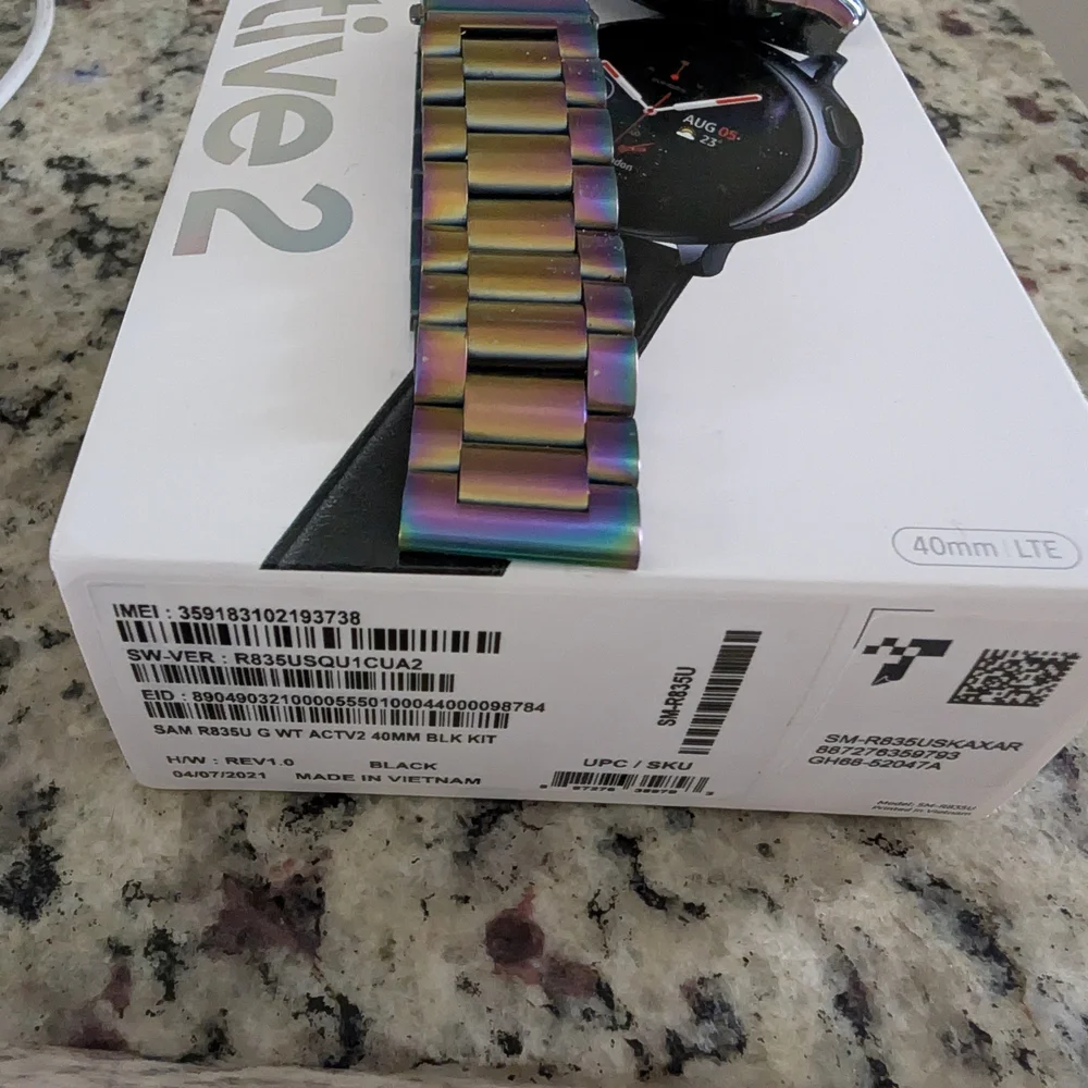 Samsung Active 2 Smartwatch with Iridescent Band